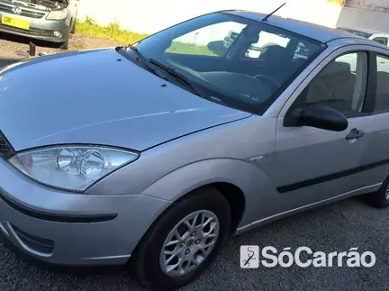 Ford FOCUS HATCH FOCUS HATCH GL 1.6 8V na cor Prata no Porto Alegre / RS - 6507948