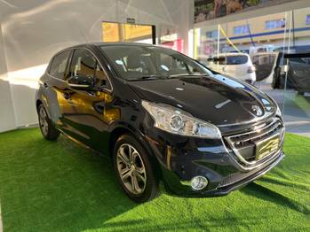 Peugeot 208 GRIFFE 1.6 16V AT FLEXSTART