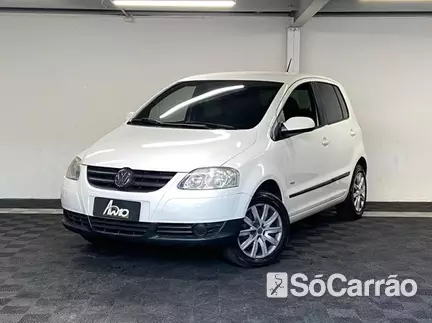Volkswagen FOX 1.0 8V na cor Branca em Curitiba / PR - 6933847