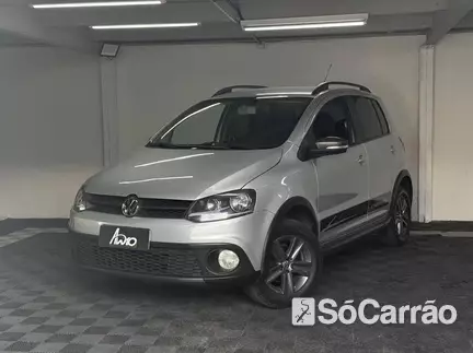 Volkswagen CROSSFOX (CROSSFOX LTD.) 1.6 16V MSI na cor Prata em Curitiba / PR - 6936019