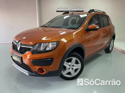 Renault SANDERO STEPWAY EXPRESSION 1.6 16V SCE na cor Laranja em Curitiba / PR - 6580887