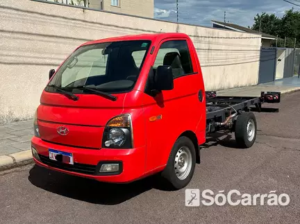 Hyundai HR CURTA NAC 2.5 HD na cor Vermelha em Cascavel / PR - 6539953