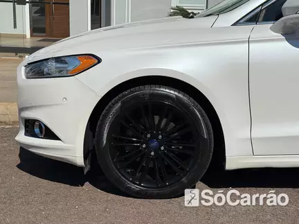 Ford FUSION TITANIUM AWD 2.0 16V GTDI AT na cor Branca em Cascavel / PR - 6890187