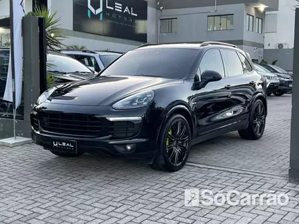 Porsche CAYENNE S E-HYBRID PLATINUM EDITION 4X4 3.0 V6 TIP na cor Preta em São José / SC - 6947317