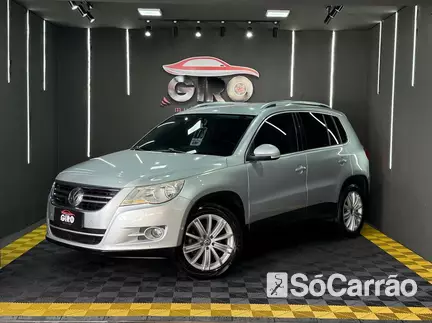 Volkswagen TIGUAN 4MOTION 2.0 TSI TIP na cor Prata no Alvorada / RS - 6805942