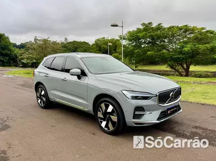 Volvo XC60 T8 ULTIMATE HYBRID 4WD 2.0 BI-TB AT na cor Cinza em Londrina / PR - 6682165