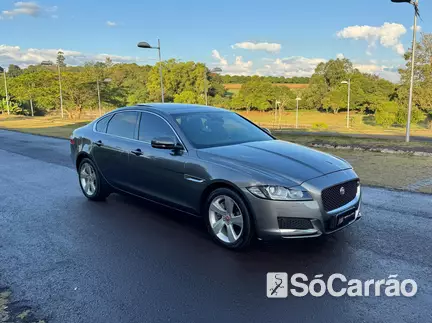 Jaguar XF PRESTIGE RWD 2.0 GTDI na cor Cinza em Londrina / PR - 6697643
