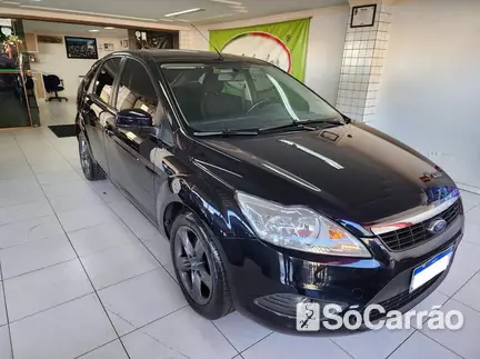 Ford FOCUS HATCH 1.6L na cor Preta em Cascavel / PR - 6771124