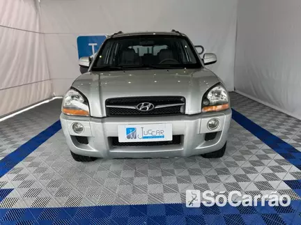 Hyundai TUCSON GLS NAC 4X2 2.0 16V AT na cor Prata em Joinville / SC - 6598295