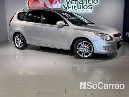 Hyundai I30 CW GLS 2.0 16V AT na cor Prata no Canoas / RS - 6919359