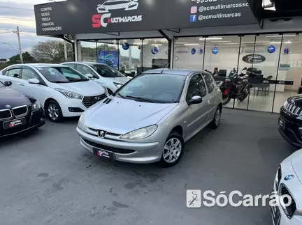 Peugeot 206 1.4 8V na cor Prata em Florianópolis / SC - 6773943