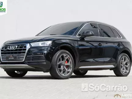 Audi Q5 AMBIENTE 2.0 TFSI QUATTRO TIP na cor Preta em Curitiba / PR - 7180255