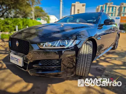Jaguar XE R-SPORT 2.0 GTDI na cor Preta em São José / SC - 6839594