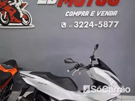 Honda PCX 150 na cor Branca em Curitiba / PR - 6683249