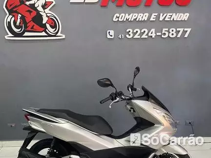 Honda PCX 150 na cor Prata em Curitiba / PR - 6698010