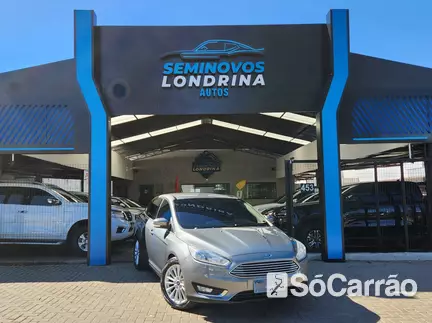 Ford FOCUS TITANIUM PLUS 2.0 16V P.SHIFT FLEXONE na cor Cinza em Londrina / PR - 6657061