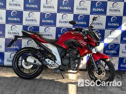 Yamaha FAZER 250 FZ25 250 FAZER FLEX na cor Vermelha em Curitiba / PR - 6791564