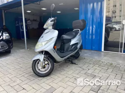 Suzuki BURGMAN AN 125 na cor Prata em Curitiba / PR - 6845892