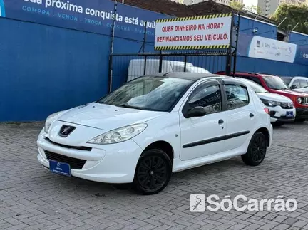 Peugeot 207 X-LINE 1.4 8V na cor Branca em Curitiba / PR - 6936076