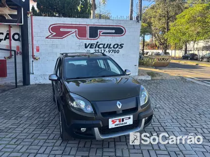 Renault SANDERO STEPWAY 1.6 16V AT HIFLEX na cor Verde em VALINHOS / SP - 6821027