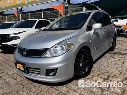 Nissan TIIDA SL 1.8 16V AT na cor Prata em VINHEDO / SP - 6859427