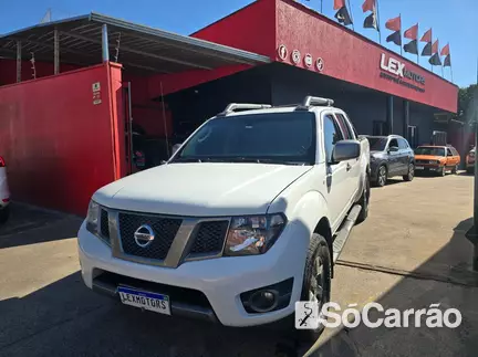 Nissan FRONTIER CD SV ATTACK 4X4 2.5 16V TDI AT na cor Branca em Campinas / SP - 6901425