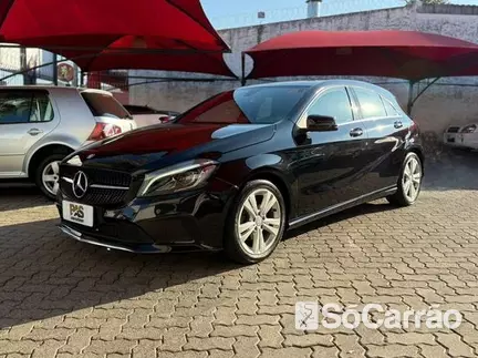 Mercedes A 200 1.6 TURBO FF na cor Preta no Canoas / RS - 6634563