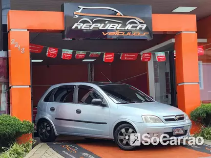 Chevrolet CORSA HATCH JOY 1.0 8V FLEXPOWER na cor Prata em Curitiba / PR - 6854607