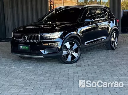 Volvo XC40 T5 INSCRIPTION EXPRESSION PLUG-IN HYBRID 1.5 AT na cor Preta em Curitiba / PR - 6815597