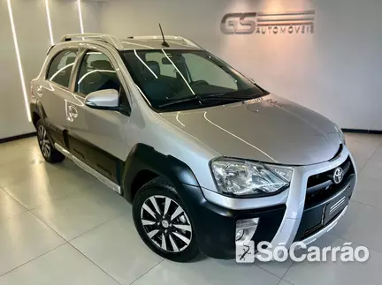 Toyota ETIOS HATCH CROSS 1.5 16V AT na cor Prata em São José / SC - 6821662