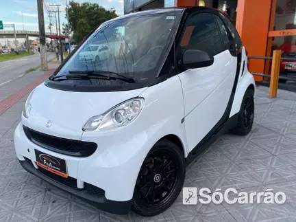 Smart FORTWO COUPE MHD 1.0 12V TB AT na cor Branca em São José / SC - 5562677