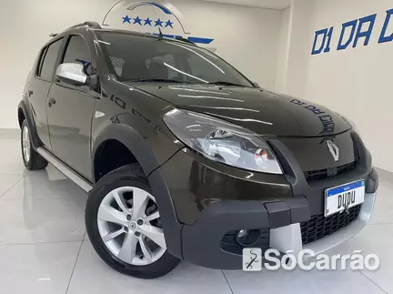 Renault SANDERO STEPWAY 1.6 8V HIPOWER na cor Verde em Joinville / SC - 6795800