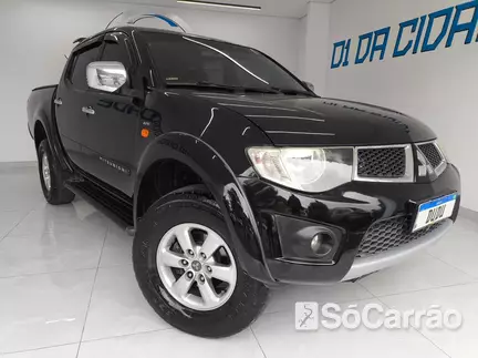 Mitsubishi L-200 CD TRITON HPE 4X4 3.2 16V TB-IC AT na cor Preta em Joinville / SC - 6864761