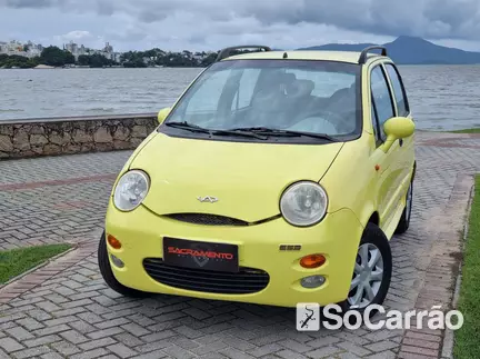 Chery QQ 1.1 16V na cor Amarela em Florianópolis / SC - 6463378