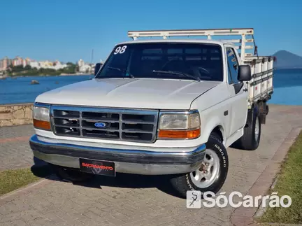 Ford F-1000 CD 4X2 3.6 na cor Branca em Florianópolis / SC - 6822347