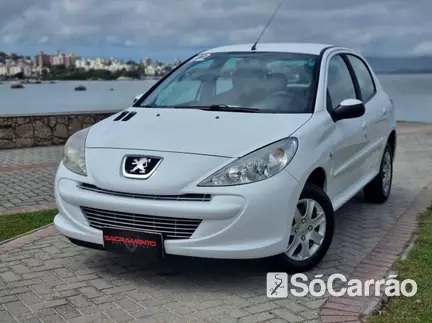 Peugeot 207 ACTIVE 1.4 8V na cor Branca em Florianópolis / SC - 6929381