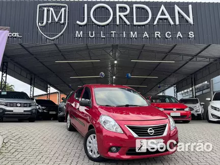 Nissan VERSA FLEX S 1.6 16V na cor Vermelha em Joinville / SC - 6966935