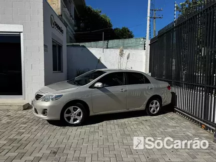 Toyota COROLLA XEI 2.0 16V CVT na cor Bege em Curitiba / PR - 6738712