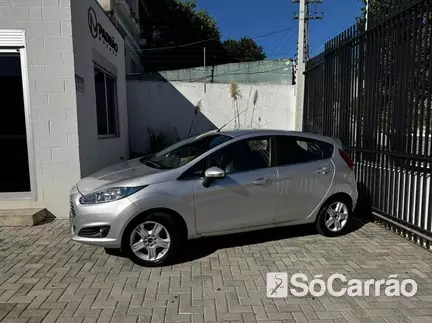 Ford NEW FIESTA TITANIUM 1.6 16V na cor Prata em Curitiba / PR - 6739334