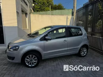 Volkswagen FOX PRIME(KIT-VII) G2 1.6 8V IMOTION na cor Prata em Curitiba / PR - 6924909