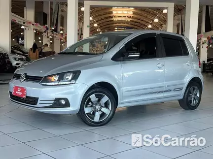 Volkswagen FOX CONNECT 1.6 8V na cor Prata em Curitiba / PR - 6784901
