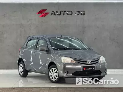 Toyota ETIOS HATCH XS 1.3 16V na cor Cinza no Cachoeirinha / RS - 6822371