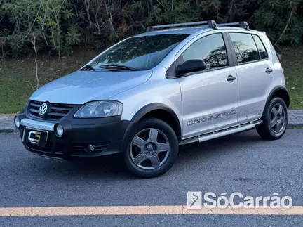 Volkswagen CROSSFOX 1.6 8V na cor Prata em Curitiba / PR - 6717989