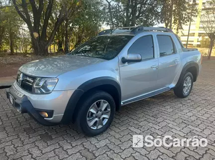 Renault DUSTER OROCH DYNAMIQUE 2.0 16V AT HIFLEX na cor Prata em Ribeirão Preto / SP - 6817891