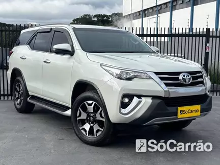 Toyota HILUX SW4 SRX DIAMOND 4X4 2.8 TB AT na cor Branca em São José dos Pinhais / PR - 6882490