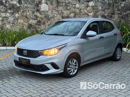 Fiat ARGO 1.0 6V FIREFLY na cor Prata em São José / SC - 6707309