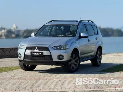 Mitsubishi OUTLANDER 2WD 2.0 16V AT na cor Prata em São José / SC - 6807053