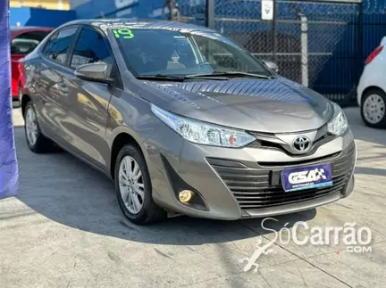 Toyota YARIS SEDAN XL 1.5 16V CVT na cor Cinza em Sorocaba / SP - 6073789