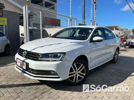 Volkswagen JETTA COMFORTLINE 1.4 TSI TIP na cor Branca em Curitiba / PR - 6526124