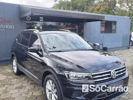 Volkswagen TIGUAN ALLSPACE COMFORTLINE 250(TETO PANORAMICO) 1.4 TSI DSG na cor Preta em Joinville / SC - 6910403